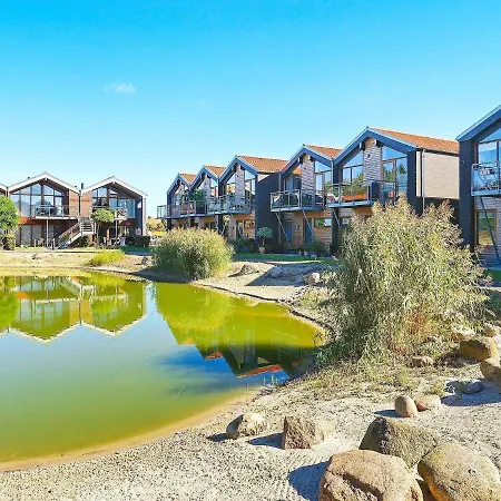 Apartment 4 Person In *